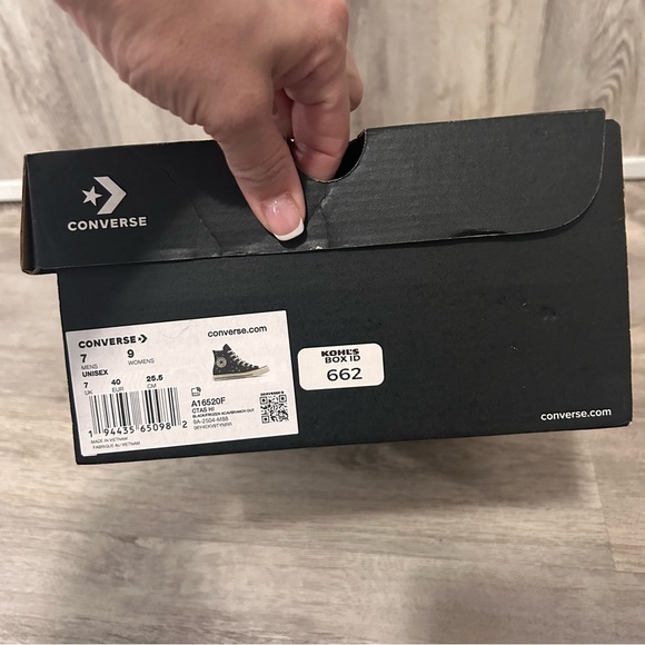 Converse Floral High Top Sneakers Women’s Size 9 Black Spring Cute Skater New - Picture 6 of 6